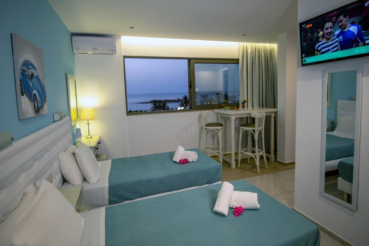 Kastro Beach Apartments มาเลีย ภายนอก รูปภาพ