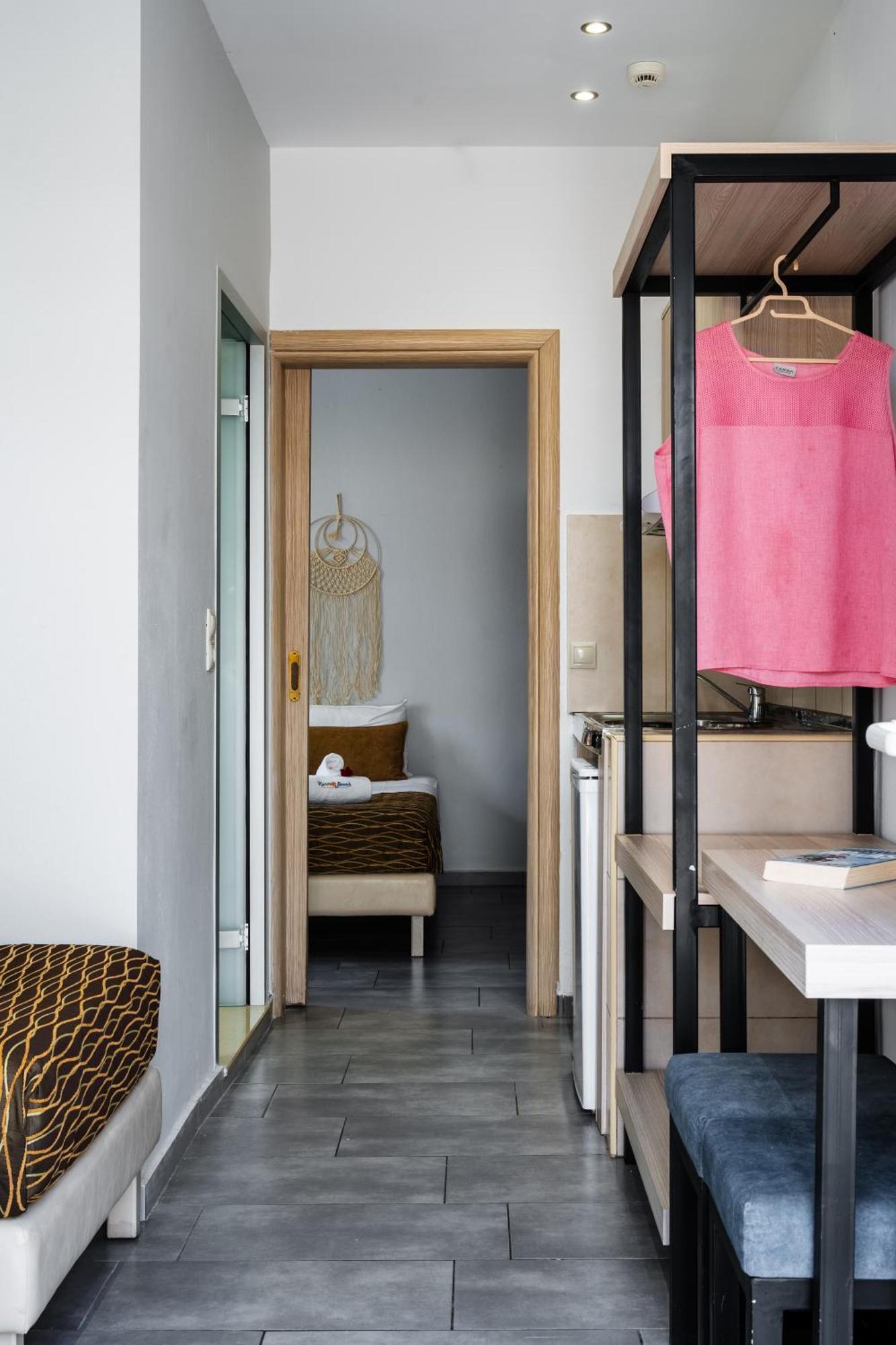 Kastro Beach Apartments มาเลีย ภายนอก รูปภาพ
