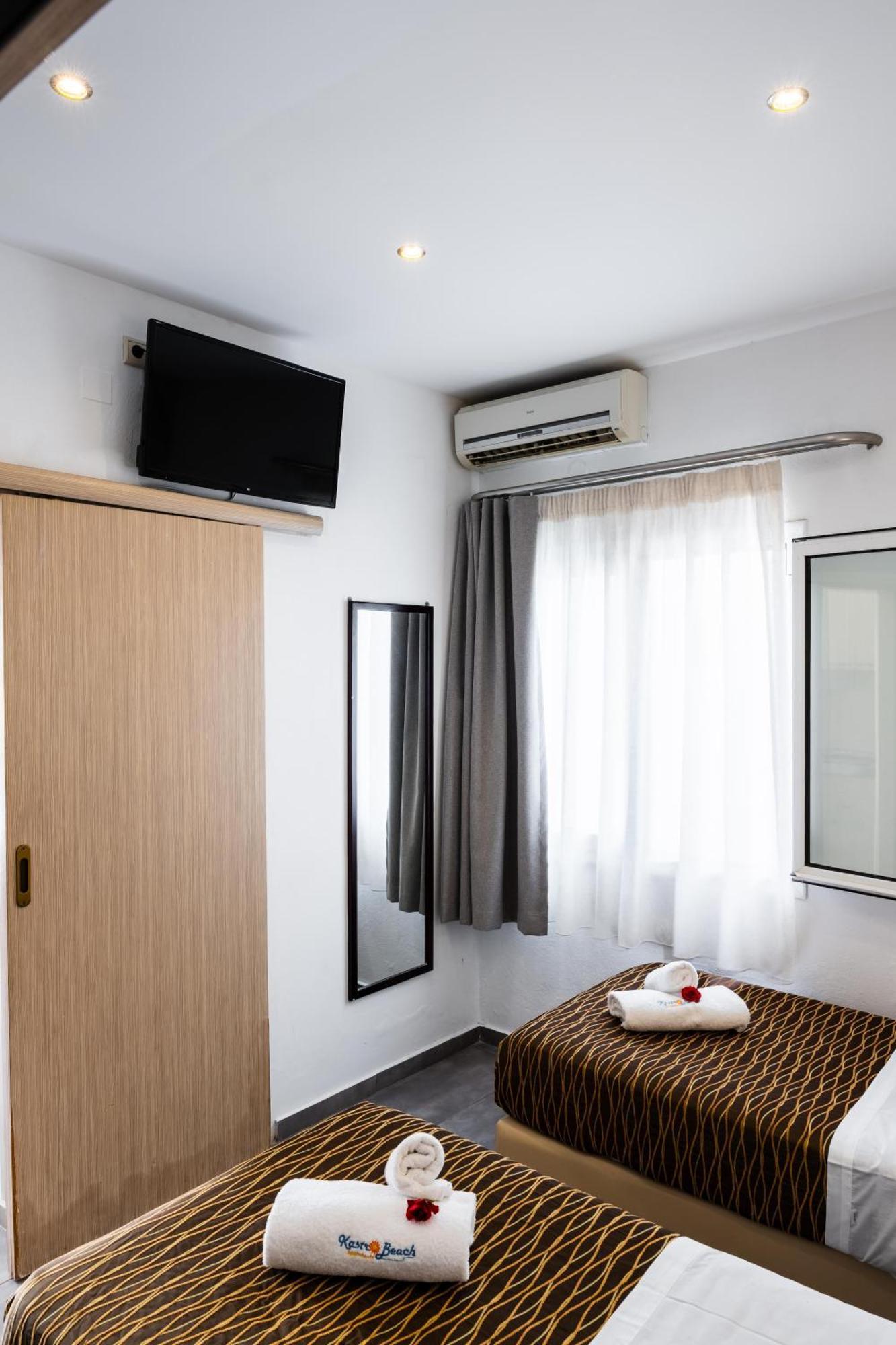 Kastro Beach Apartments มาเลีย ภายนอก รูปภาพ