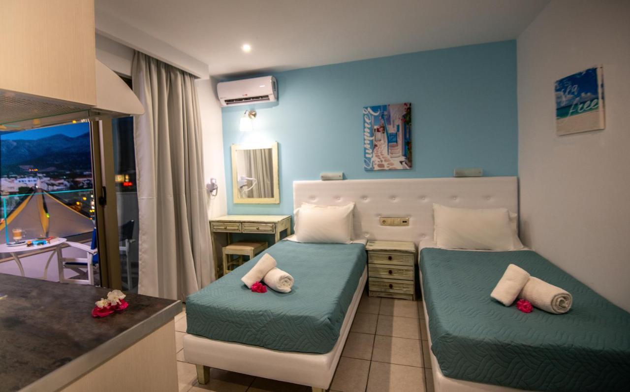 Kastro Beach Apartments มาเลีย ภายนอก รูปภาพ